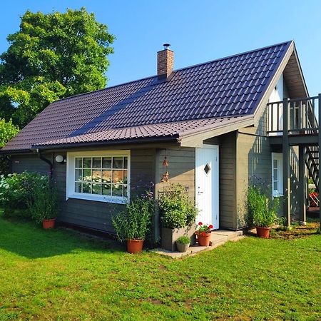 Villa Namins Pie Juras Lapmežciems Exterior foto